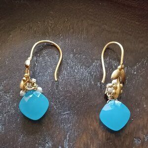 Earrings (pierced ears)